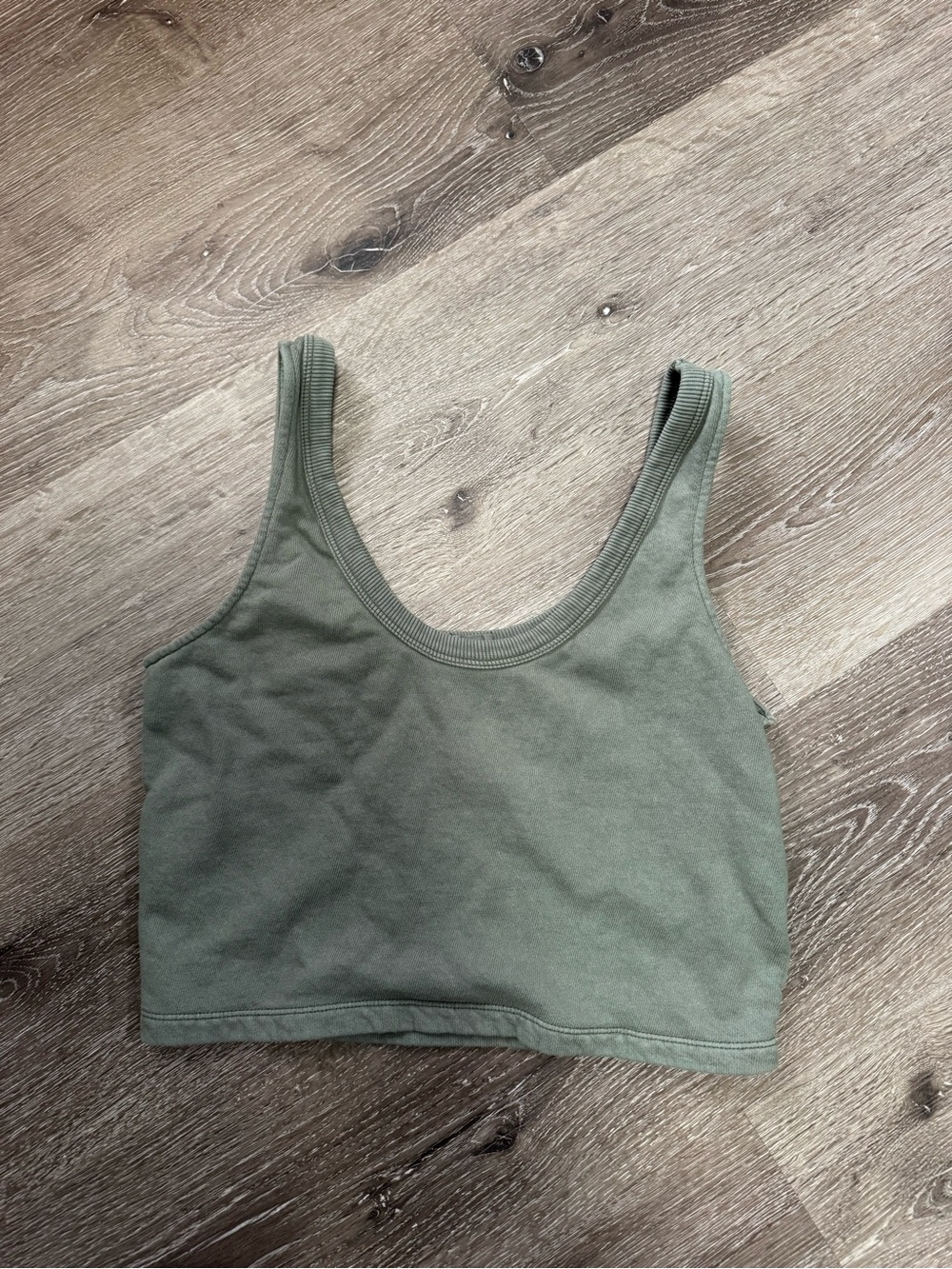 Green aerie tank